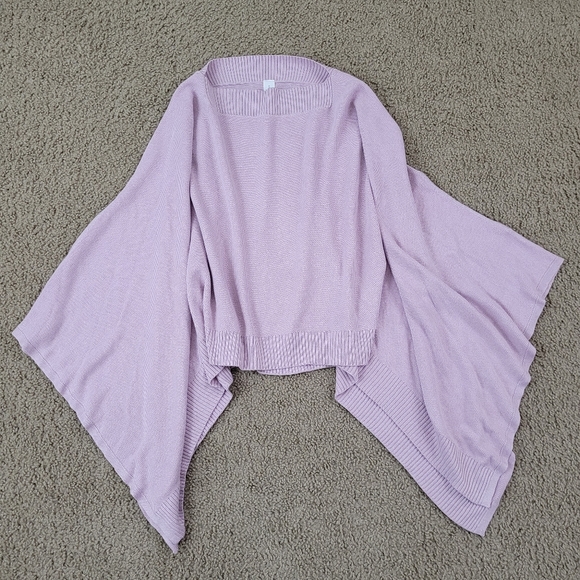lululemon athletica Sweaters - Lululemon Forward Flow Poncho